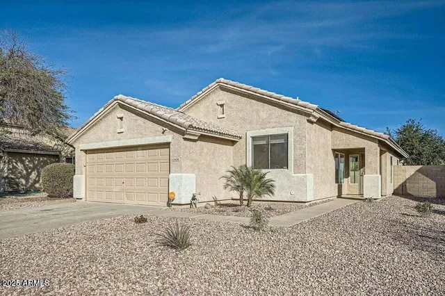 $2,000 | 15436 West Port Royale Lane, Surprise, AZ 85379
