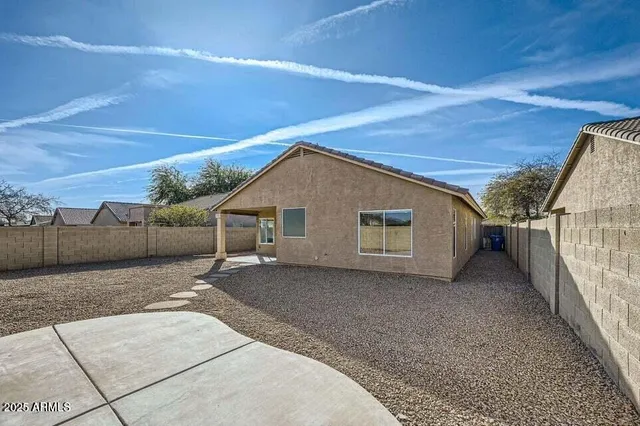 $2,000 | 15436 West Port Royale Lane, Surprise, AZ 85379