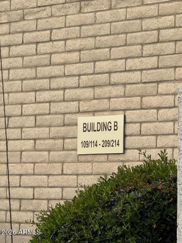 $1,300 | 16635 North Cave Creek Road, Unit 214, Phoenix, AZ 85032