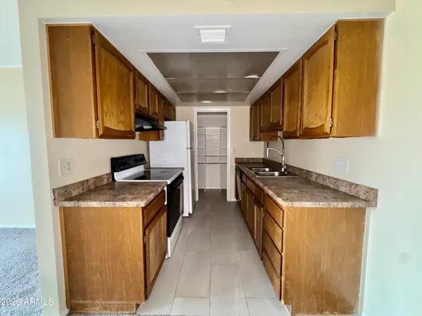 $1,300 | 16635 North Cave Creek Road, Unit 214, Phoenix, AZ 85032