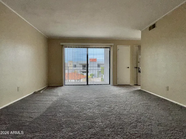 $1,300 | 16635 North Cave Creek Road, Unit 214, Phoenix, AZ 85032