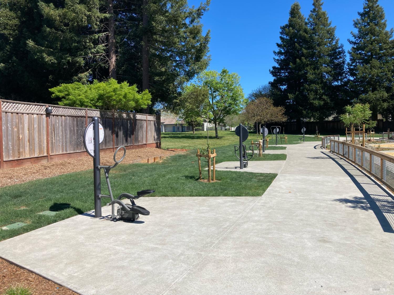 2273 White Chapel Court Santa Rosa, CA 95401 - Photo 59 of 59 Dutch Flohr Park