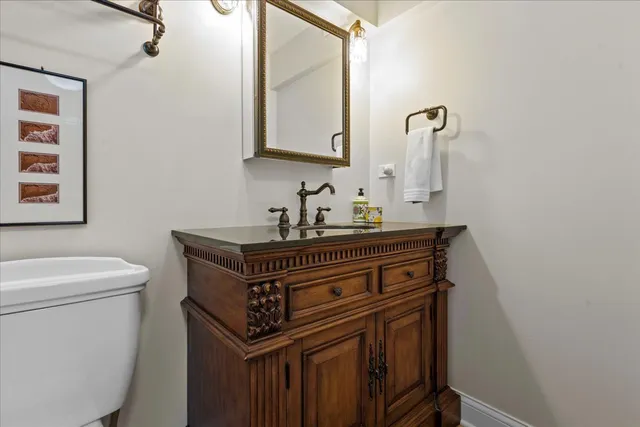 $995,000 | 416 Pine Manor Drive, Wilmette, IL 60091