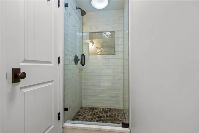 $995,000 | 416 Pine Manor Drive, Wilmette, IL 60091