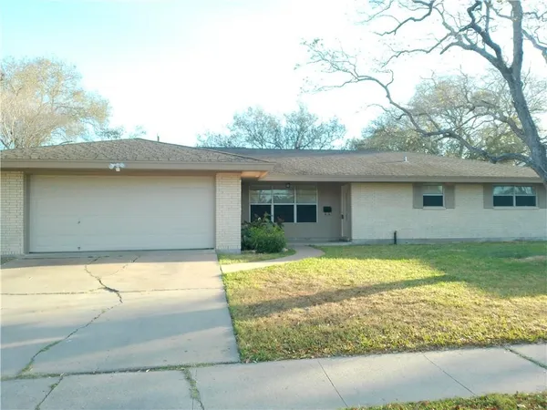 $288,900 | 4610 Donegal Drive, Corpus Christi, TX 78413