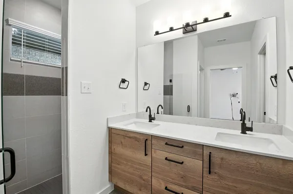 $2,350 | 1852 Dry Cherry Lane, Unit A, Dayton, TX 77535