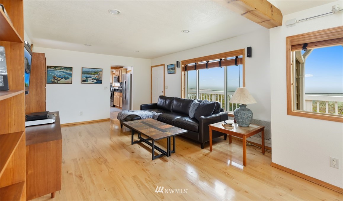 10116 Lowell Larimer Road Everett, WA 98208 - Photo 8 of 24 Gallery Image 8