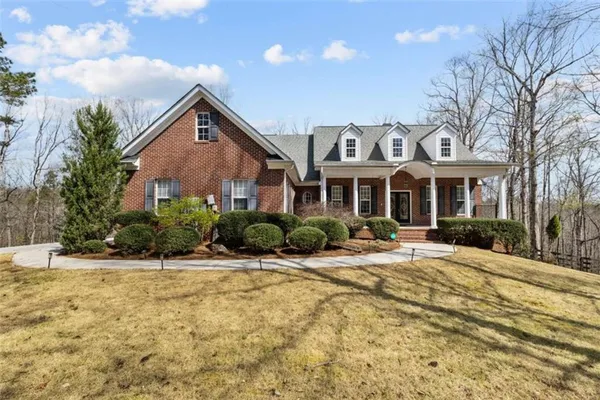 $669,900 | 9810 Walnut Grove Trail, Villa Rica, GA 30180