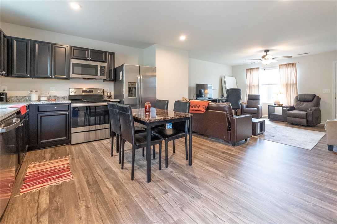 154 Queens Mill Court Pendleton, SC 29670 - Photo 2 of 22