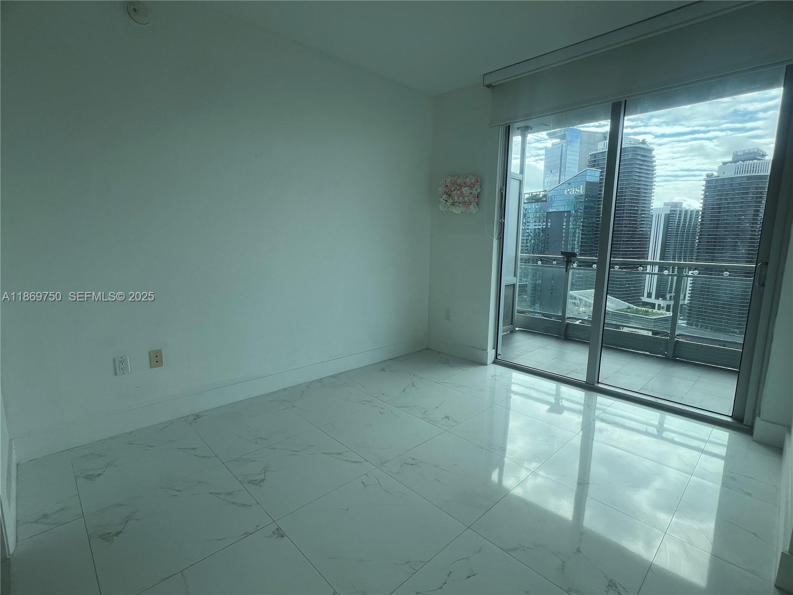 92 Southwest 3rd Street, Unit 3803 Miami, FL 33130 - Photo 27 of 31 Photo 27