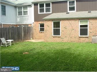 122 Oakmont Road Clementon, NJ 08021 - Photo 9 of 9 Exterior Back