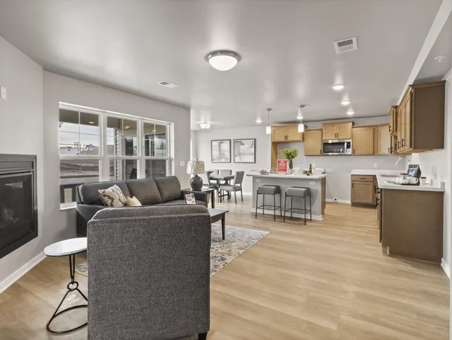 $379,900 | 1601 Wildlife Drive, Unit 1, Kewaskum, WI 53040