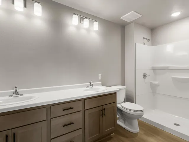 $379,900 | 1601 Wildlife Drive, Unit 1, Kewaskum, WI 53040