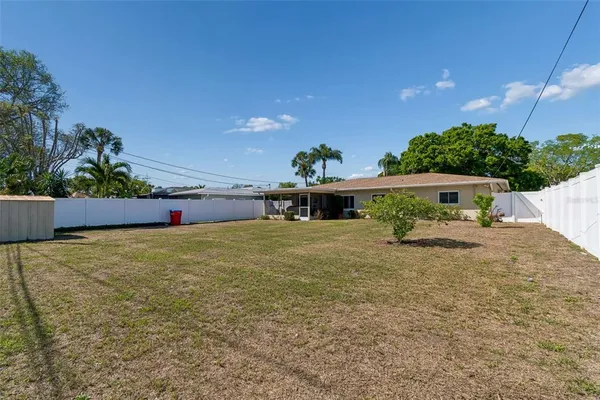 a view of a outdoor space