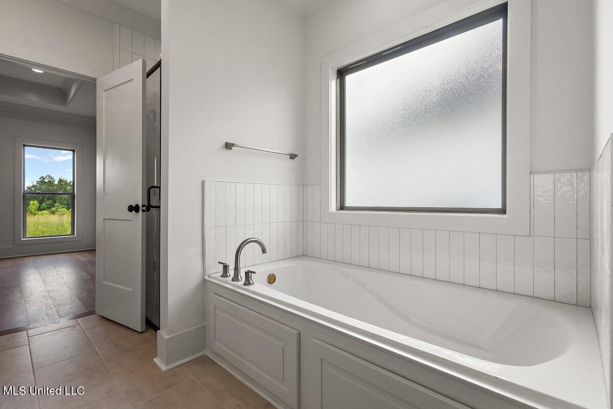 212 Azure Drive Canton, MS 39046 - Photo 21 of 50 3HTP2132