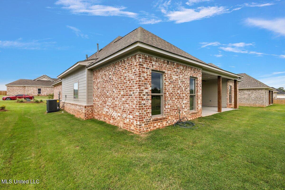 212 Azure Drive Canton, MS 39046 - Photo 42 of 50 3HTP2186