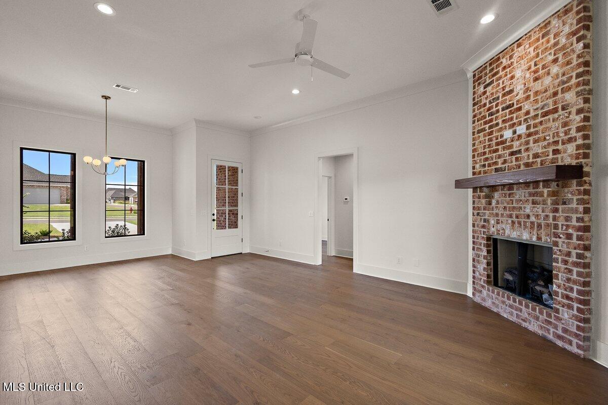 212 Azure Drive Canton, MS 39046 - Photo 8 of 50 3HTP2087