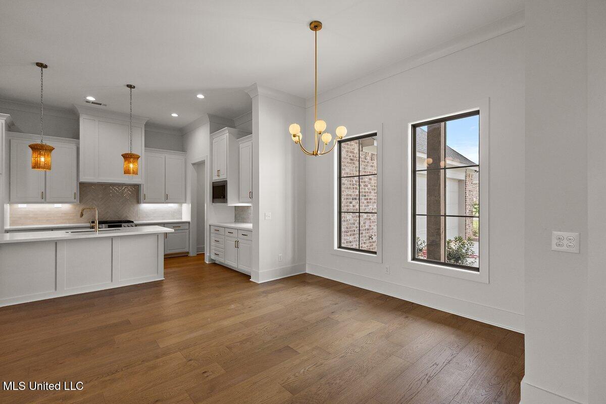 212 Azure Drive Canton, MS 39046 - Photo 10 of 50 3HTP2090