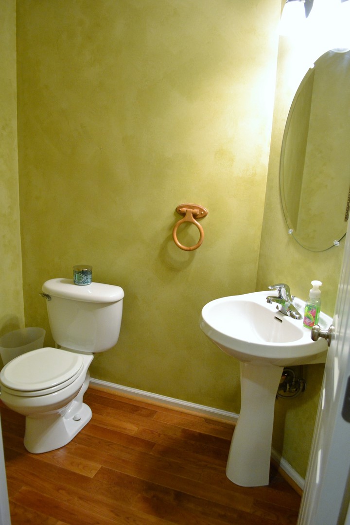2328 Georgetown Court Aurora, IL 60503 - Photo 13 of 30