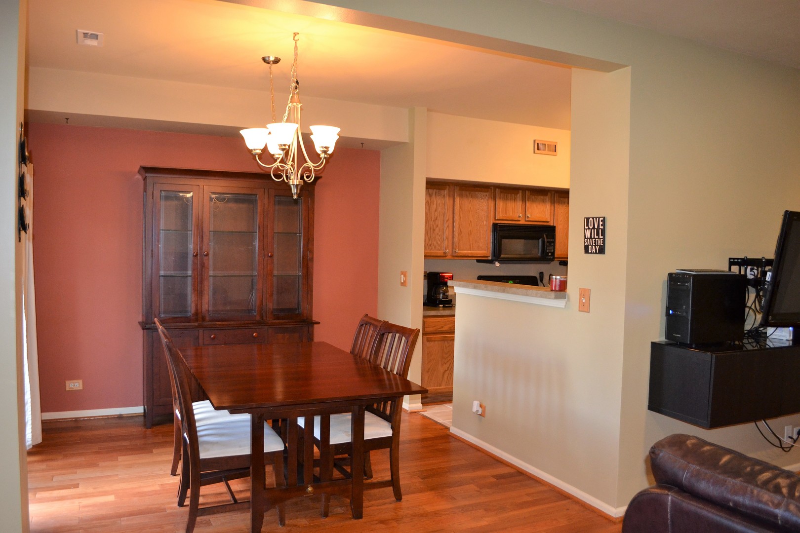 2328 Georgetown Court Aurora, IL 60503 - Photo 7 of 30