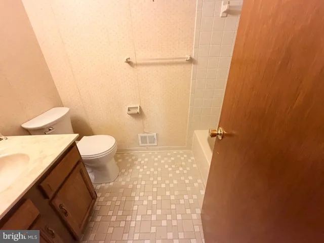 a bathroom with a bathtub