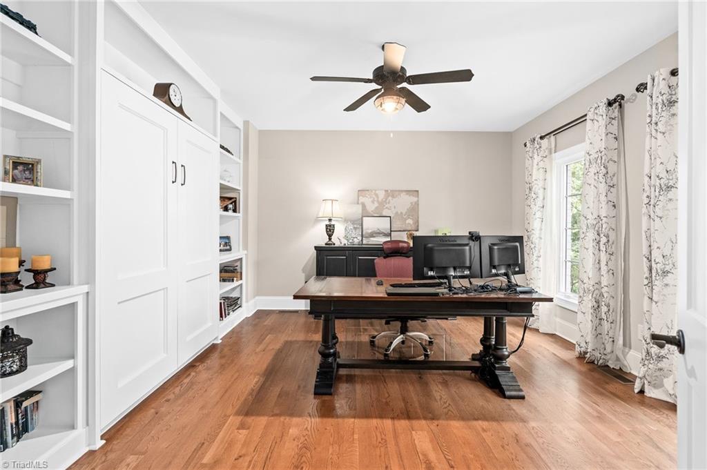 7376 Hidden View Drive Oak Ridge, NC 27310 - Photo 9 of 50