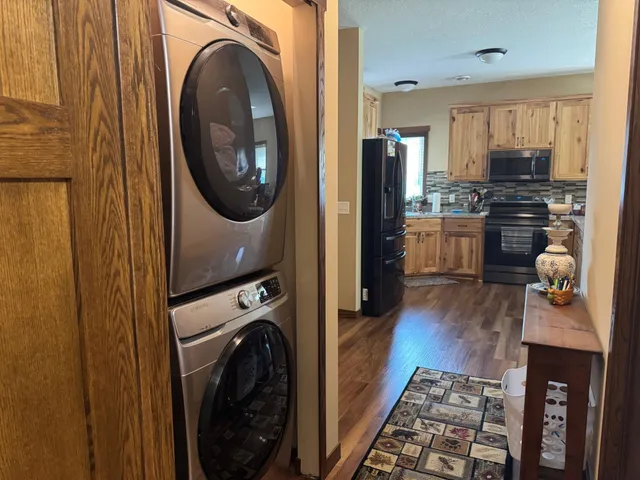 $245,000 | 435 Maplewood Ct Isle, Isle, MN 56342