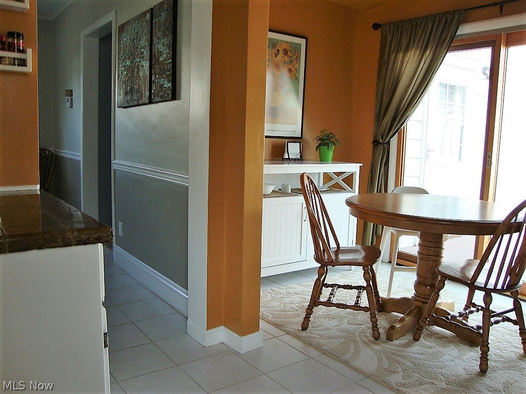 1359 Irene Road Lyndhurst, OH 44124 - Photo 10 of 32 All these rooms lead to one another, great for entertaining.