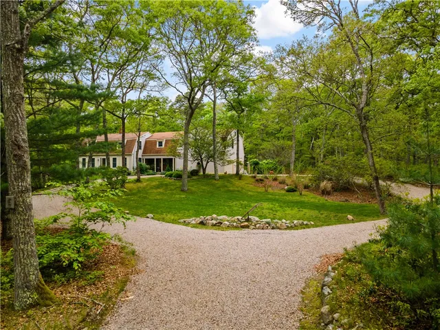 $1,499,000 | 183 Gravelly Hill Road, South Kingstown, RI 02879