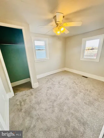 $2,565 | 243 Hall Street, Phoenixville, PA 19460