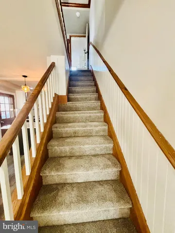 $2,565 | 243 Hall Street, Phoenixville, PA 19460