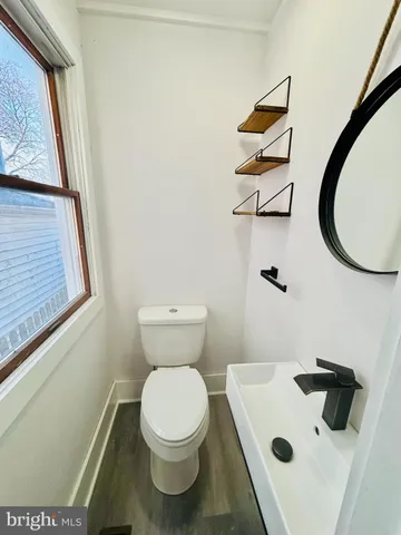 $2,565 | 243 Hall Street, Phoenixville, PA 19460