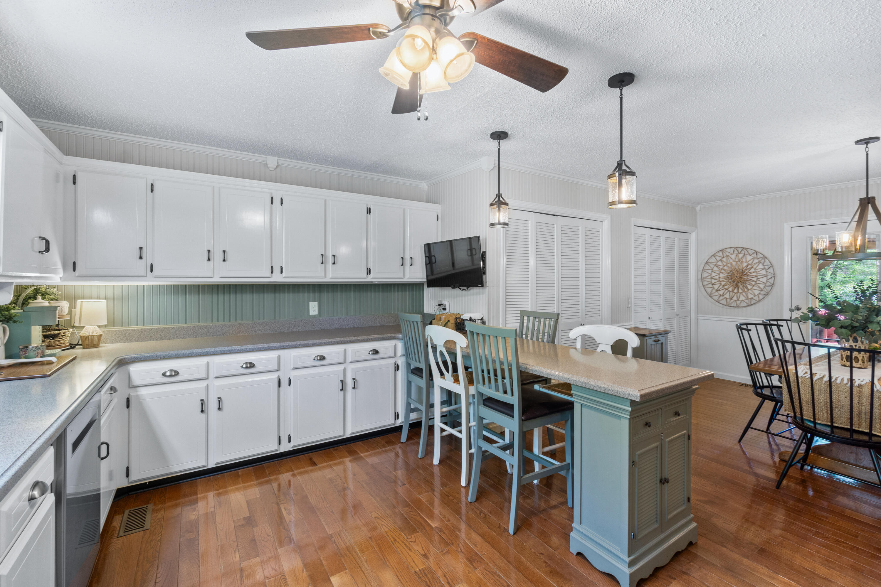2406 Daugherty Lane Chattanooga, TN 37421 - Photo 20 of 49 Kitchen