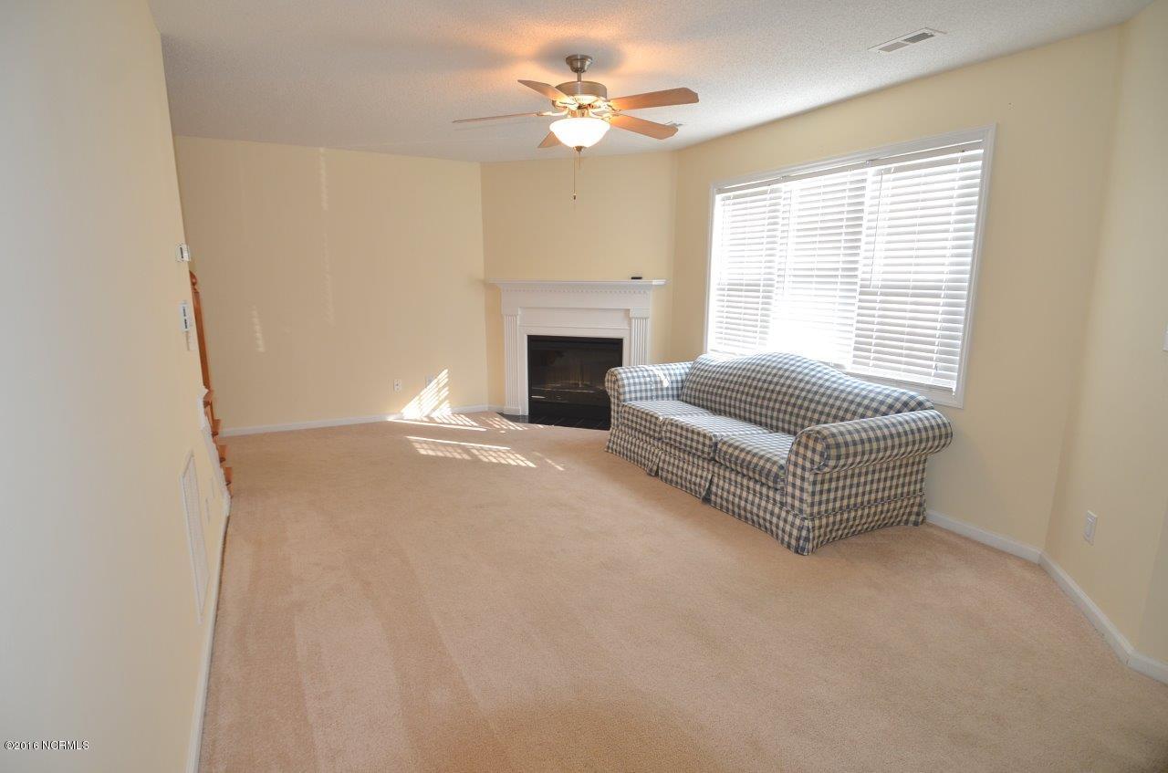 900 Spring Forest Road, Unit J8 Greenville, NC 27834 - Photo 6 of 14 6