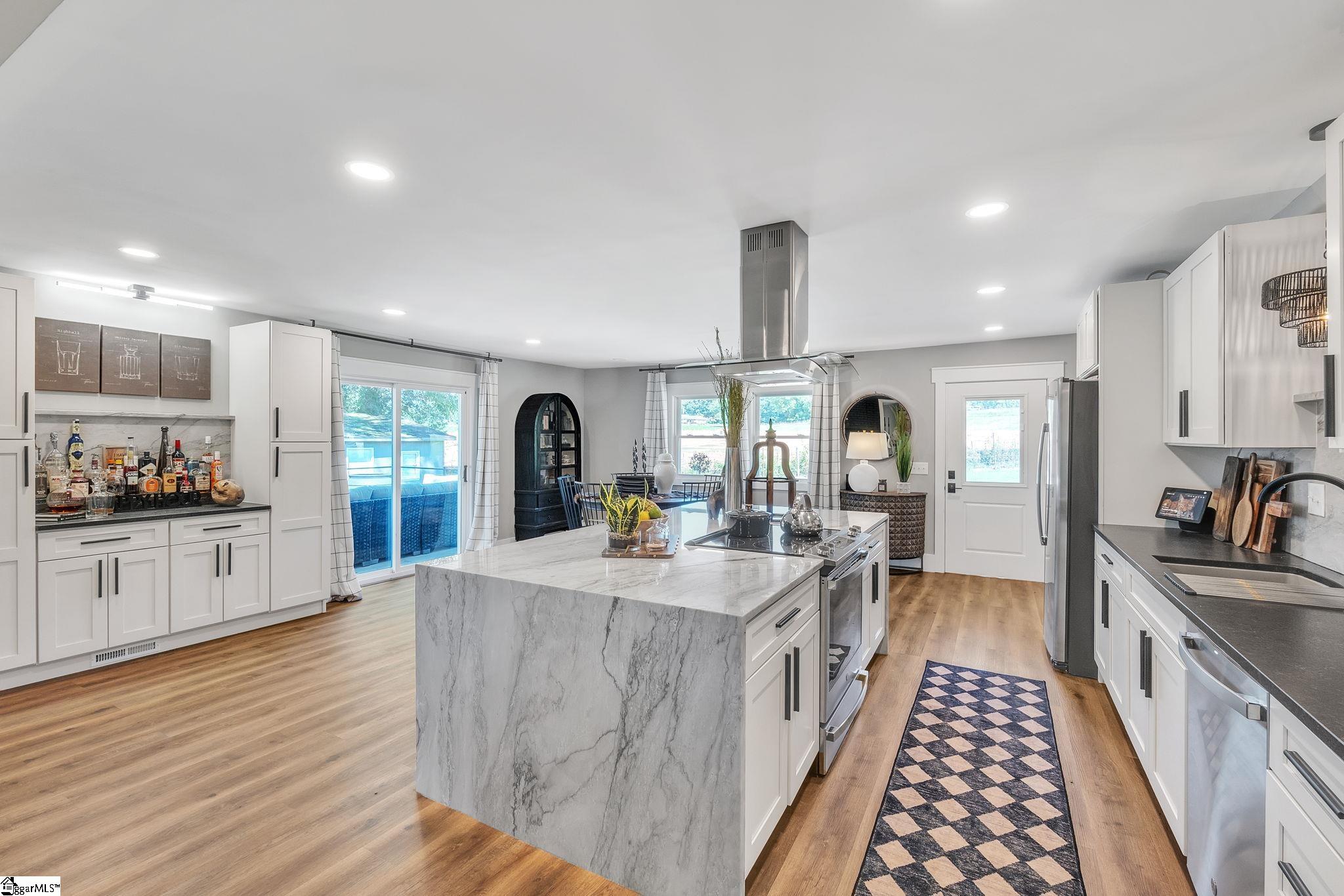 572 Zion Church Road Easley, SC 29642 - Photo 8 of 28 Gallery Image 8