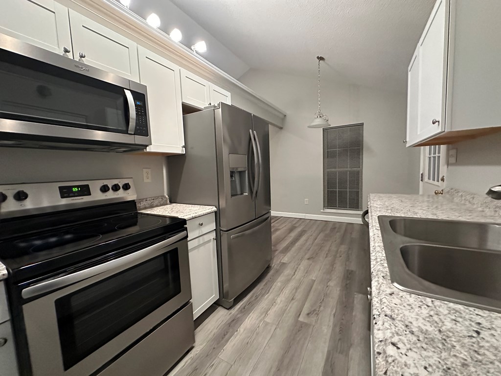 103 Avondale Road Greenwood, SC 29649 - Photo 4 of 23 Gallery Image 4