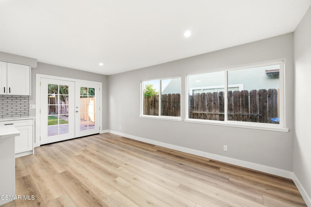 3497 Delilah Street Simi Valley, CA 93063 - Photo 15 of 26