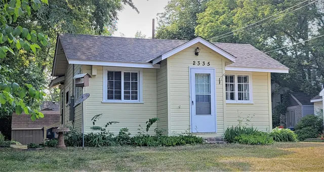 $1,495 | 2335 Hemlock Lane North, Plymouth, MN 55441