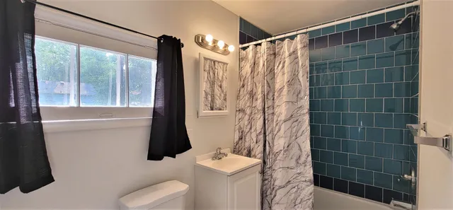 $1,495 | 2335 Hemlock Lane North, Plymouth, MN 55441