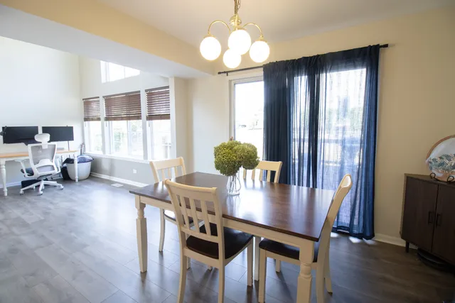 $322,900 | 1223 Summersweet Lane, Bartlett, IL 60103