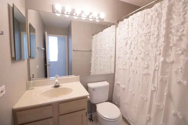 $322,900 | 1223 Summersweet Lane, Bartlett, IL 60103