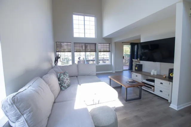 $322,900 | 1223 Summersweet Lane, Bartlett, IL 60103