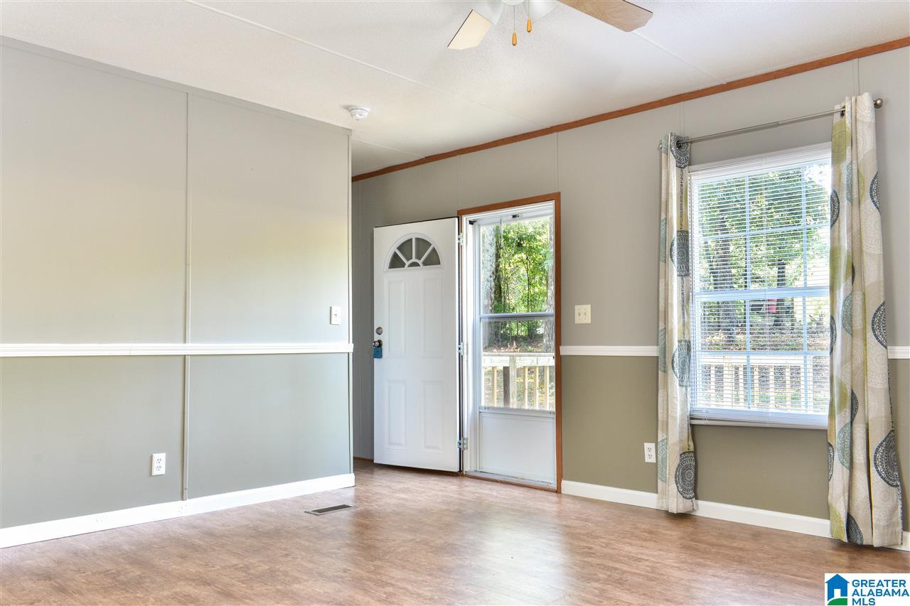 1092 Graves Gap Road Hayden, AL 35079 - Photo 5 of 23
