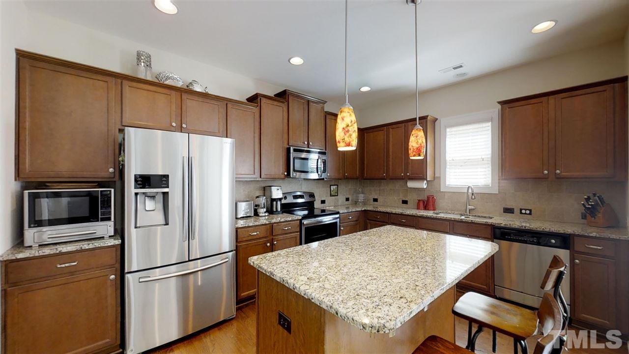 3500 Bloomfield Way Raleigh, NC 27616 - Photo 7 of 24