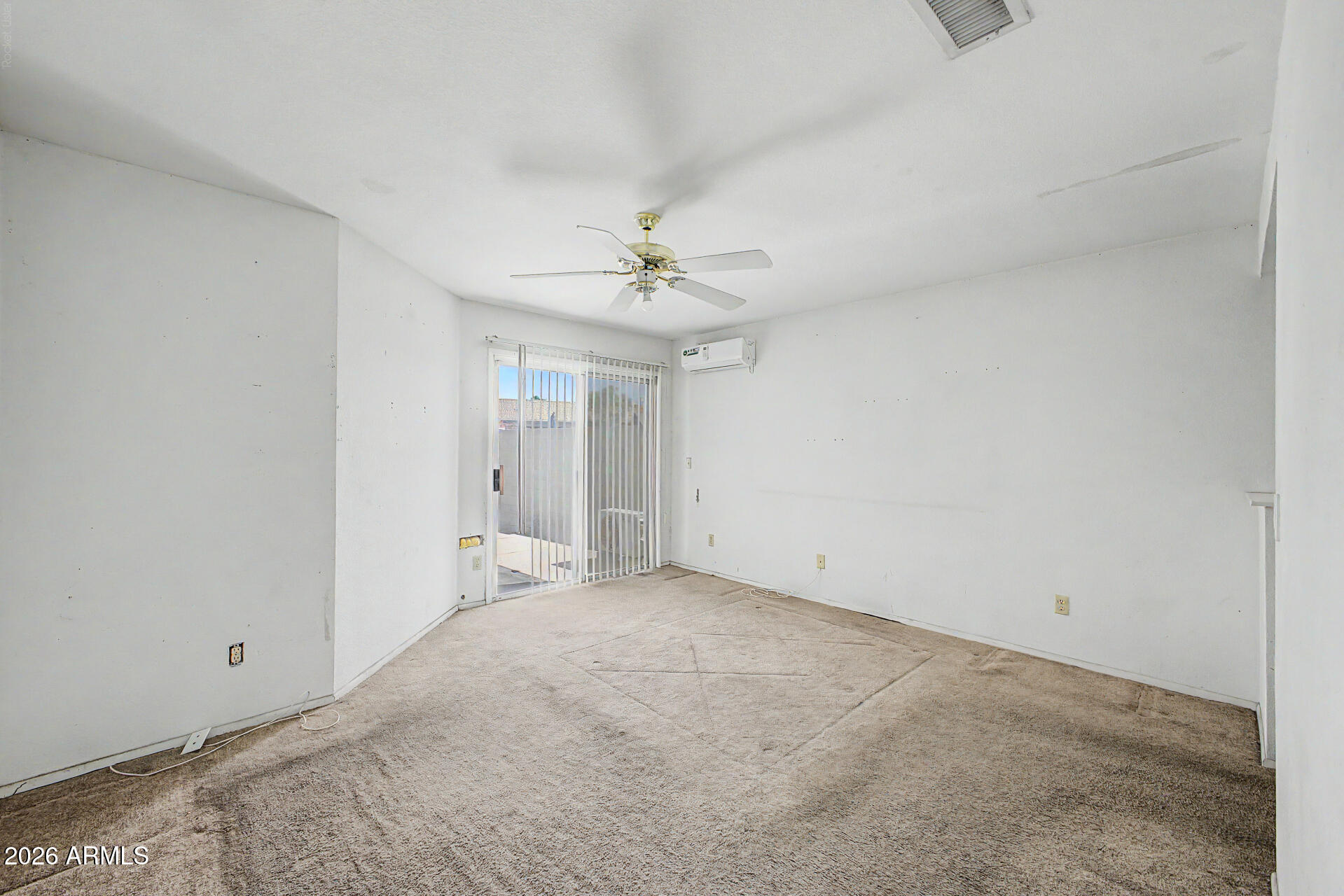 1621 East Darrel Road Phoenix, AZ 85042 - Photo 14 of 30 14 - Darrel