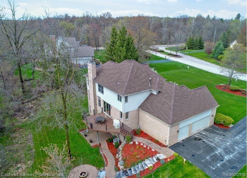 60911 Pennington Way Rochester, MI 48306 - Photo 7 of 28 6.jpg