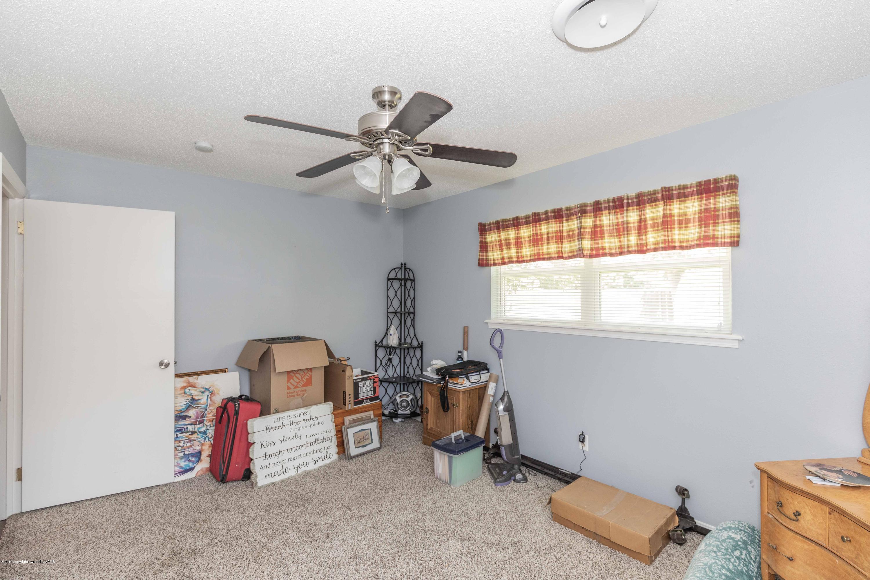8704 Circle Drive Amarillo, TX 79110 - Photo 25 of 39 BEDROOM 2 VIEW 2
