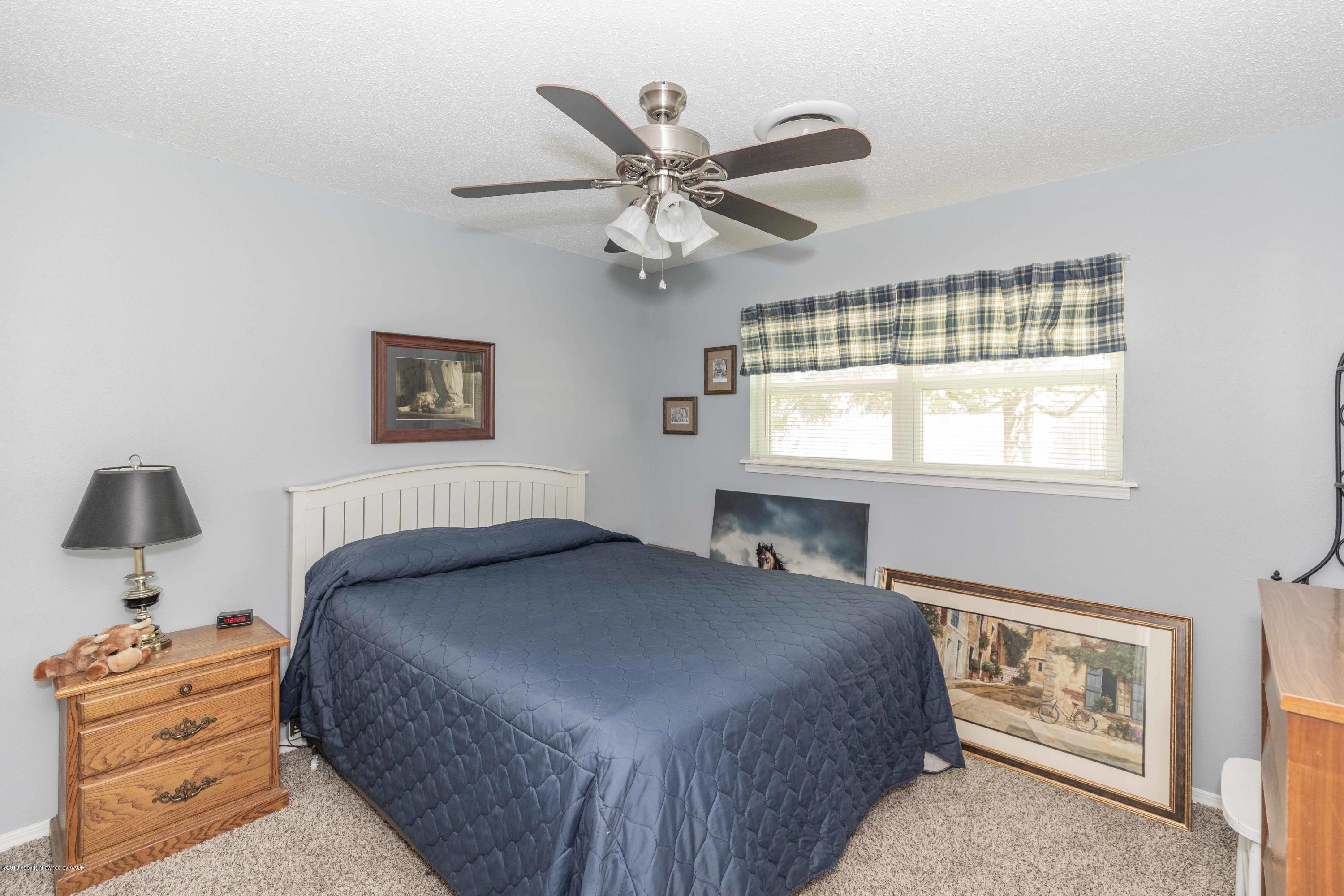 8704 Circle Drive Amarillo, TX 79110 - Photo 29 of 39 BEDROOM 3 VIEW 1