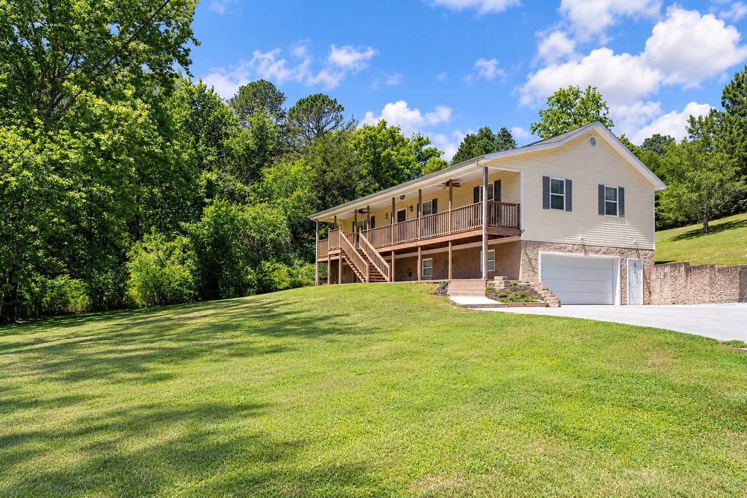 1045 Walnut Grove Church Road Dayton, TN 37321 - Photo 2 of 17 Gallery Image 2