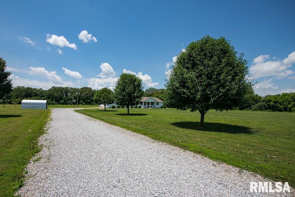 2001 Butler Road Harrisburg, IL 62946 - Photo 3 of 44